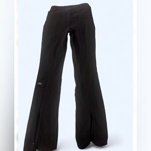 ALO Yoga Women's Classic Black Leggings